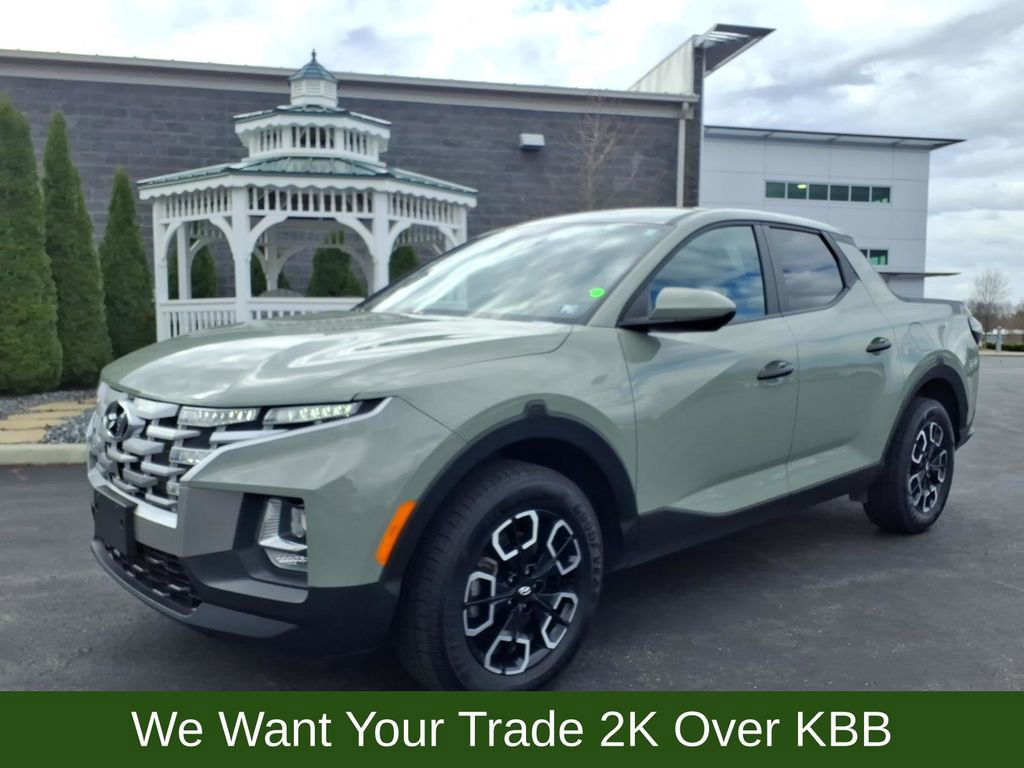 Used 2023 Hyundai Santa Cruz SE image 2