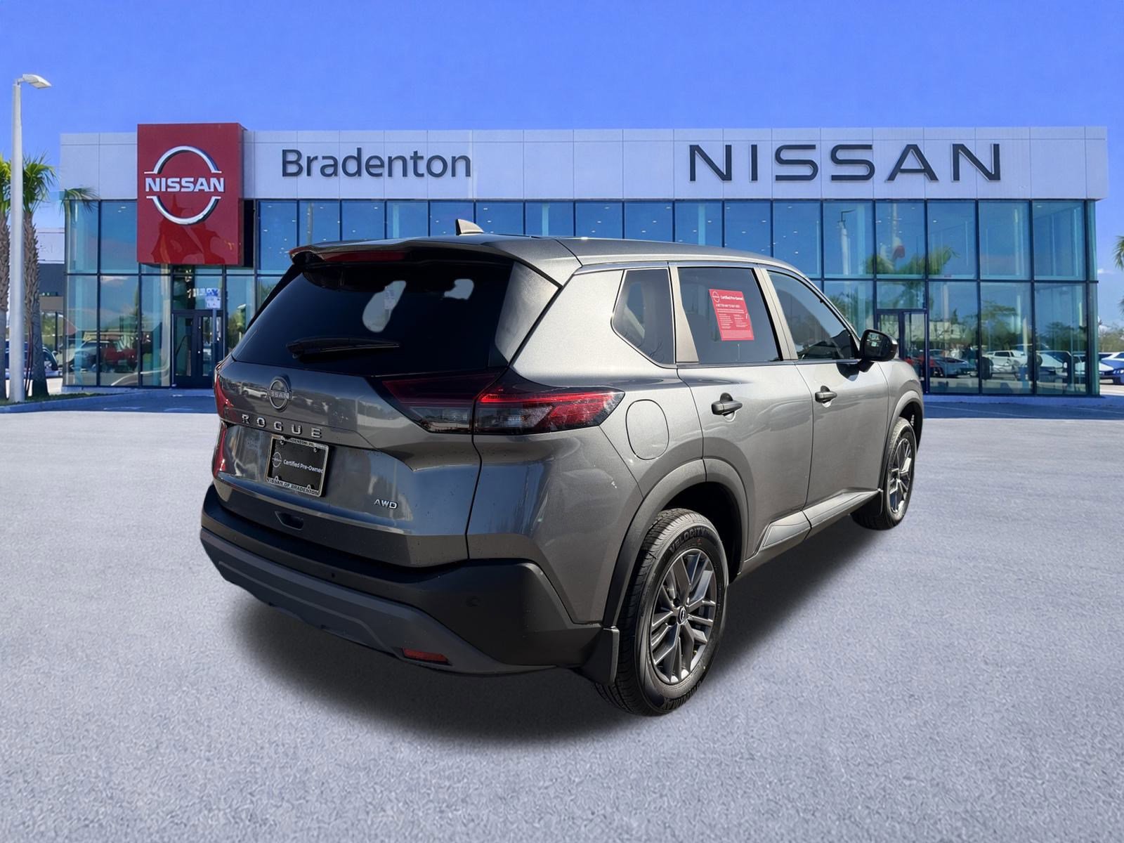 Certified 2023 Nissan Rogue S image 5