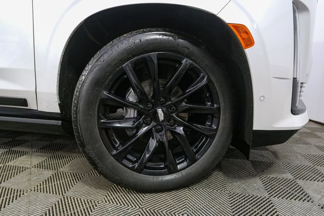 Used 2024 Cadillac Escalade ESV Sport Platinum w/ LPO, ONYX Package image 16