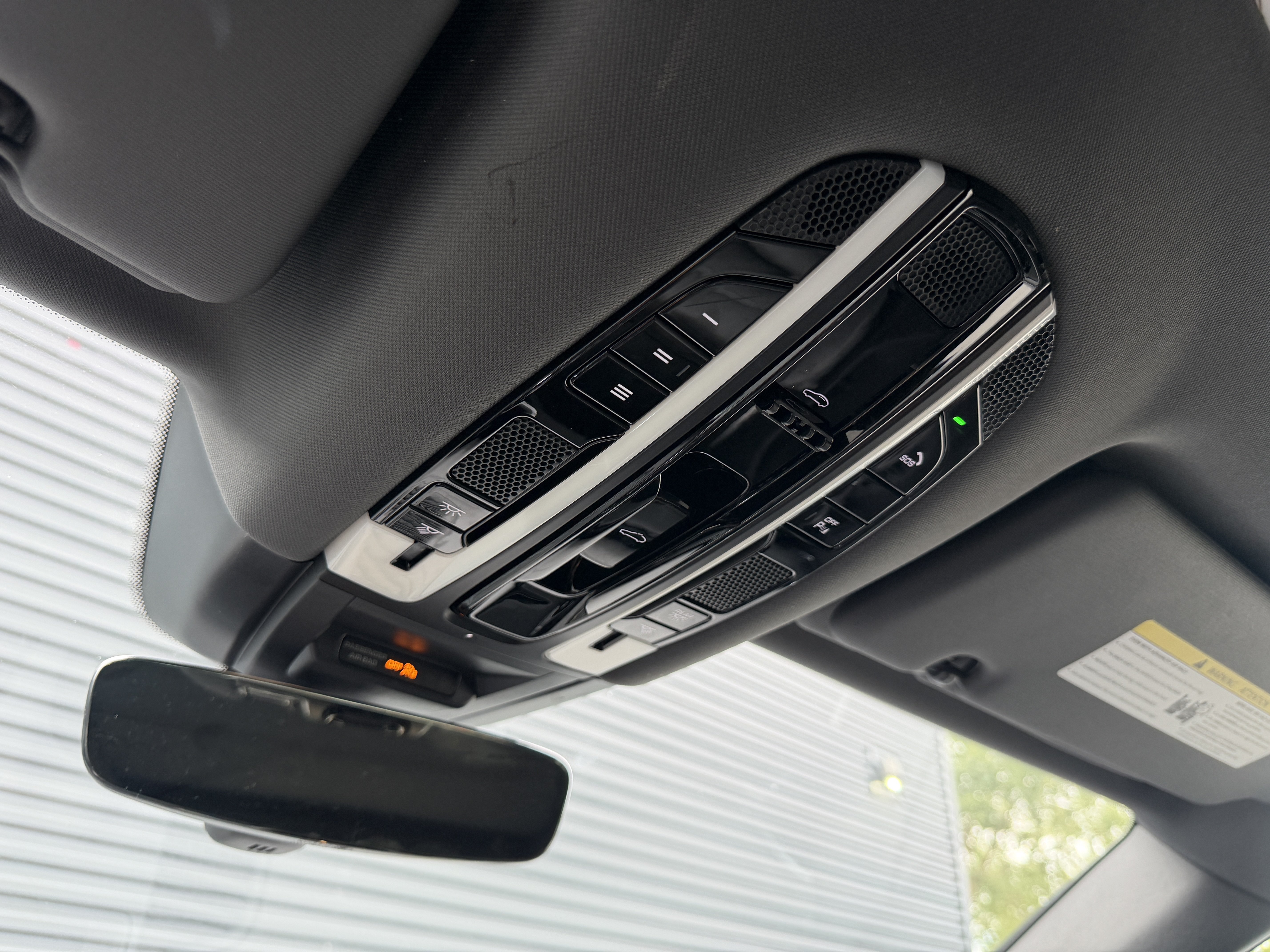 Used 2019 Porsche Cayenne AWD/4WD image 28
