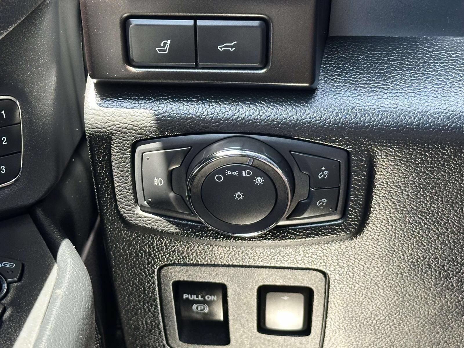 Used 2019 Ford Expedition Max Limited AWD/4WD image 17