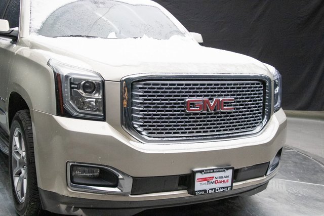 Used 2016 GMC Yukon Denali w/ Open Road Package image 3