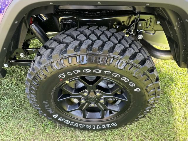 New 2026 Jeep Gladiator Sport AWD/4WD image 19