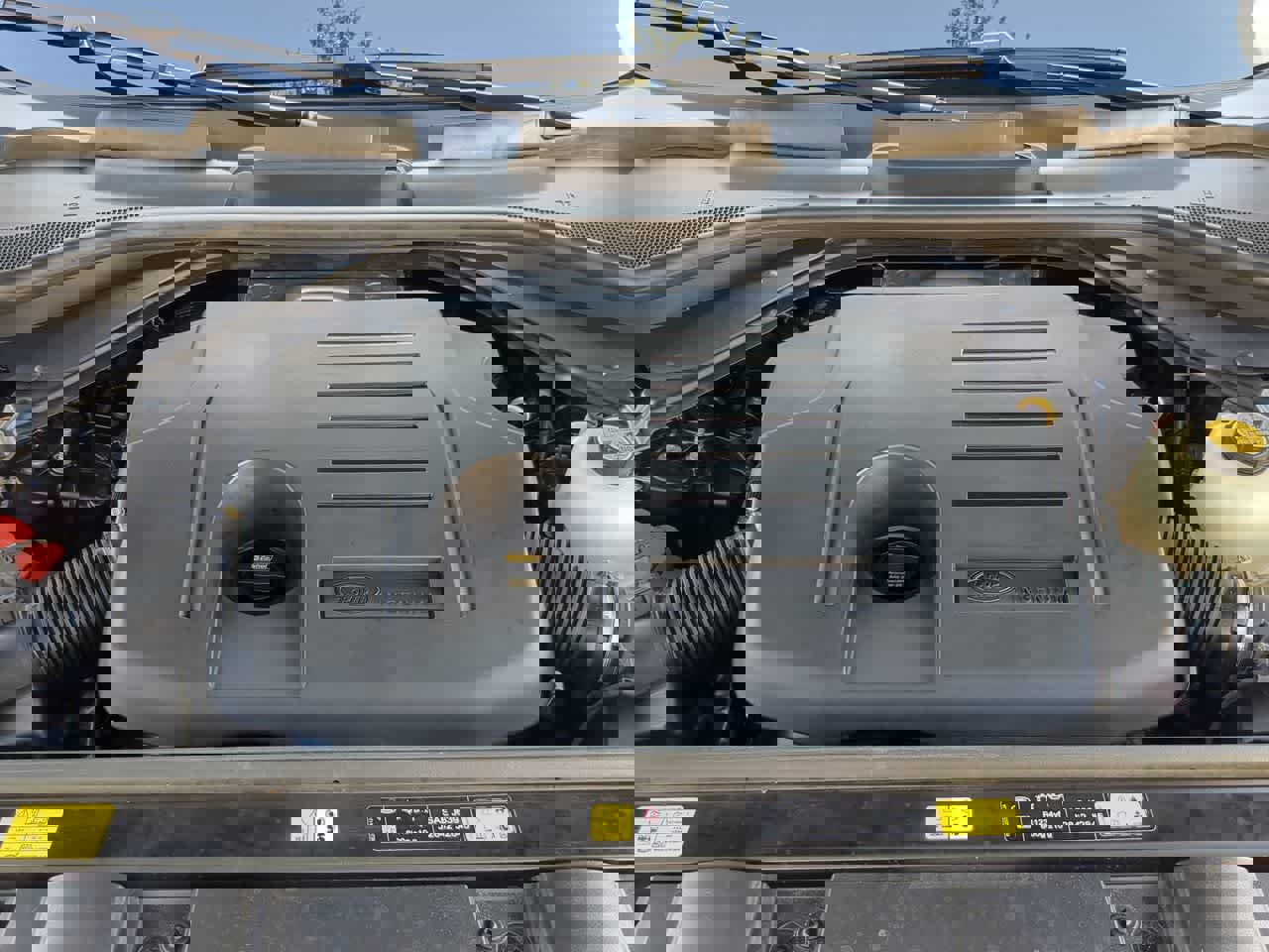 Certified 2025 Land Rover Range Rover Sport SE image 15