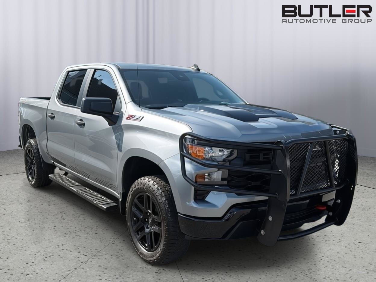 Used 2024 Chevrolet Silverado 1500 Custom Trail Boss AWD/4WD image 8