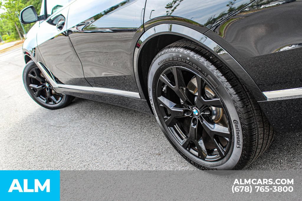Used 2026 BMW X7 xDrive40i w/ Premium Package AWD/4WD image 14
