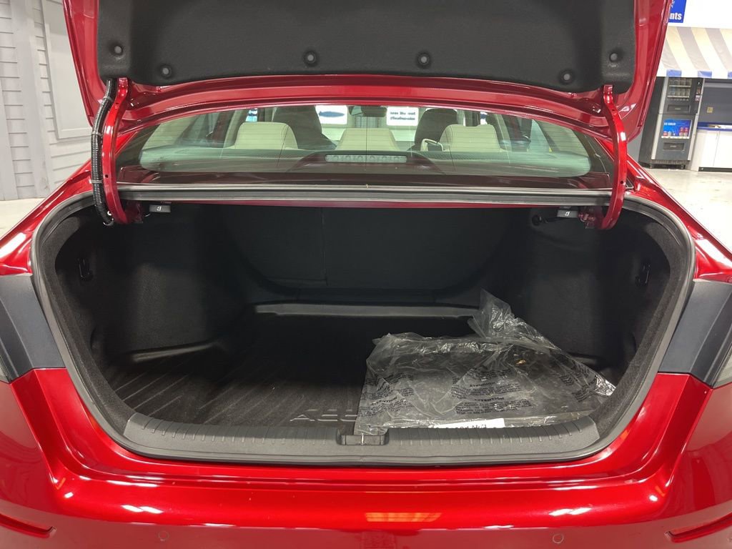 Used 2023 Honda Accord EX-L image 34