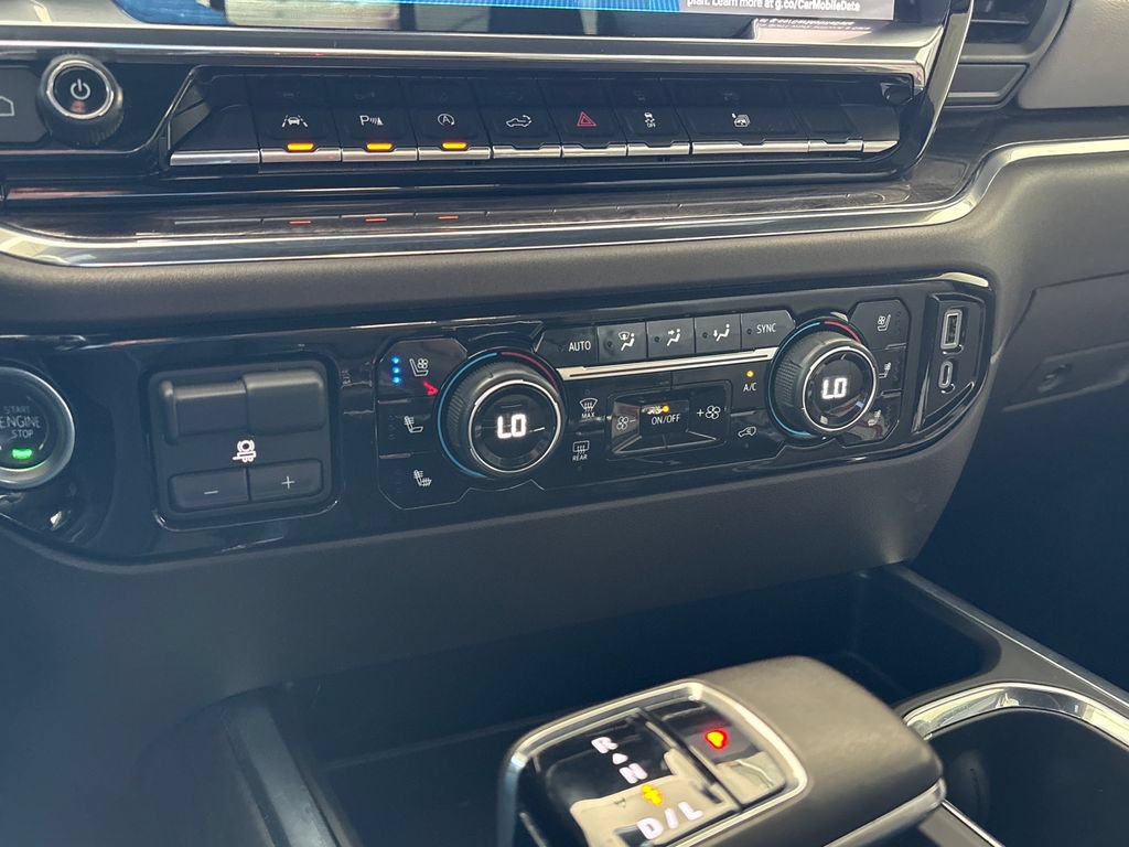 Used 2022 Chevrolet Silverado 1500 LTZ w/ Technology Package AWD/4WD image 45
