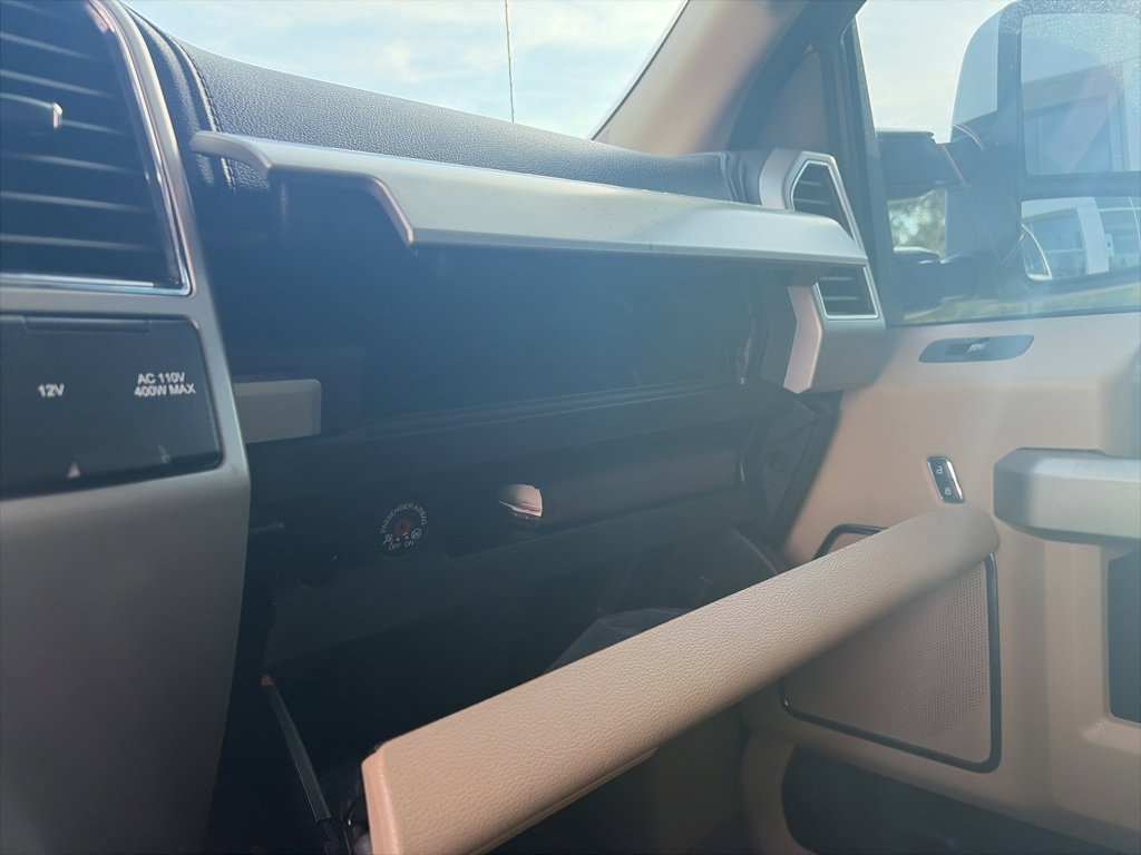 Used 2020 Ford F250 Lariat w/ Lariat Ultimate Package AWD/4WD image 21