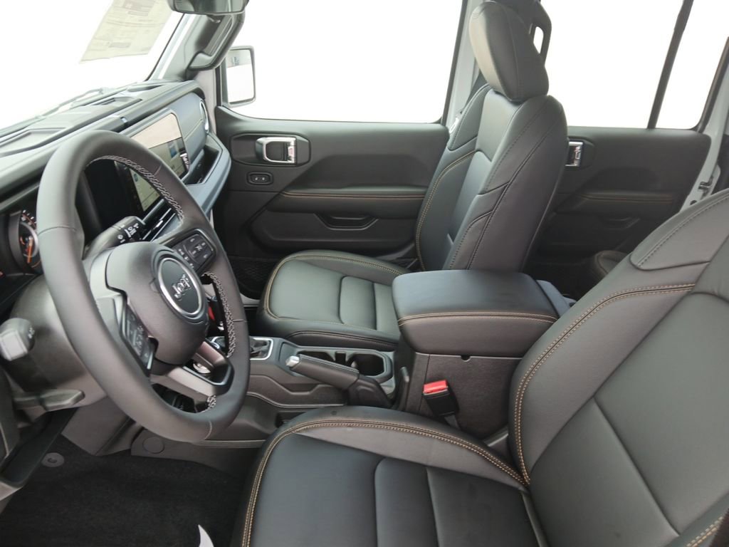 New 2025 Jeep Gladiator Sport image 9