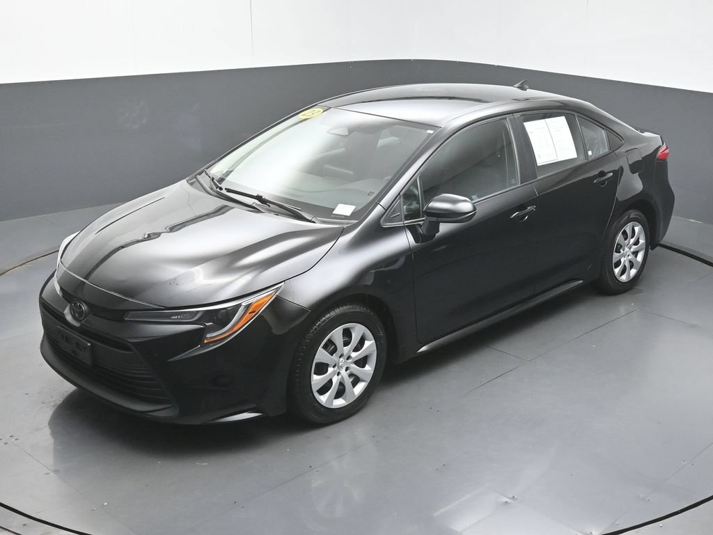 Used 2023 Toyota Corolla LE FWD image 40