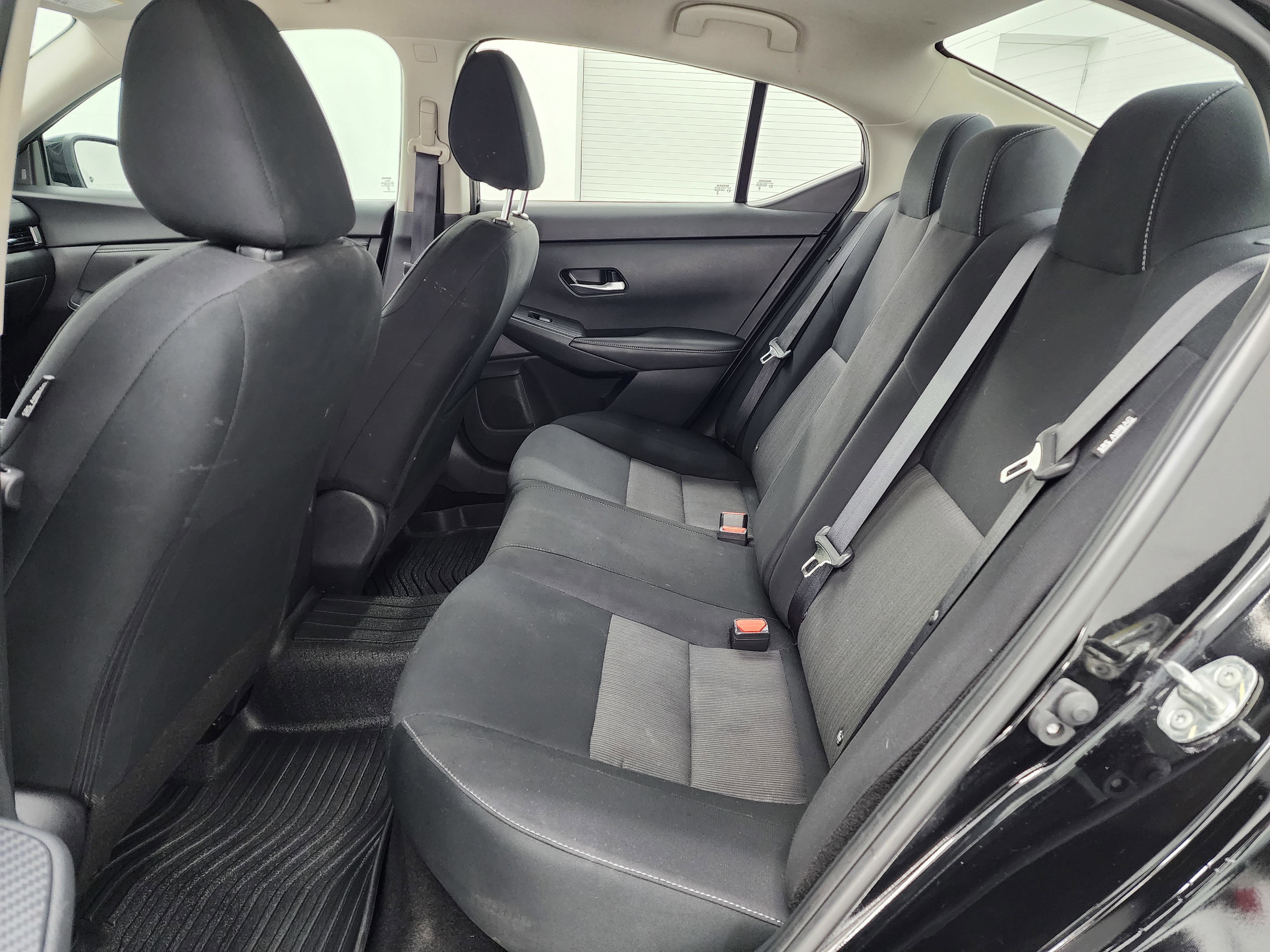 Used 2023 Nissan Sentra SV image 9