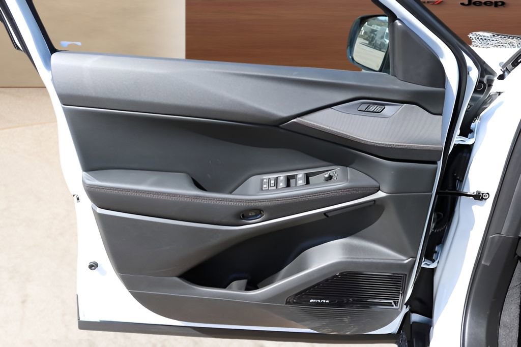 New 2026 Jeep Cherokee Overland AWD/4WD image 11