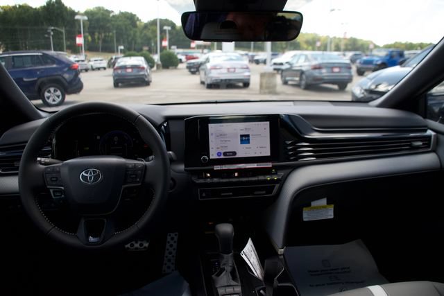 New 2026 Toyota Camry SE w/ Convenience Package FWD image 10