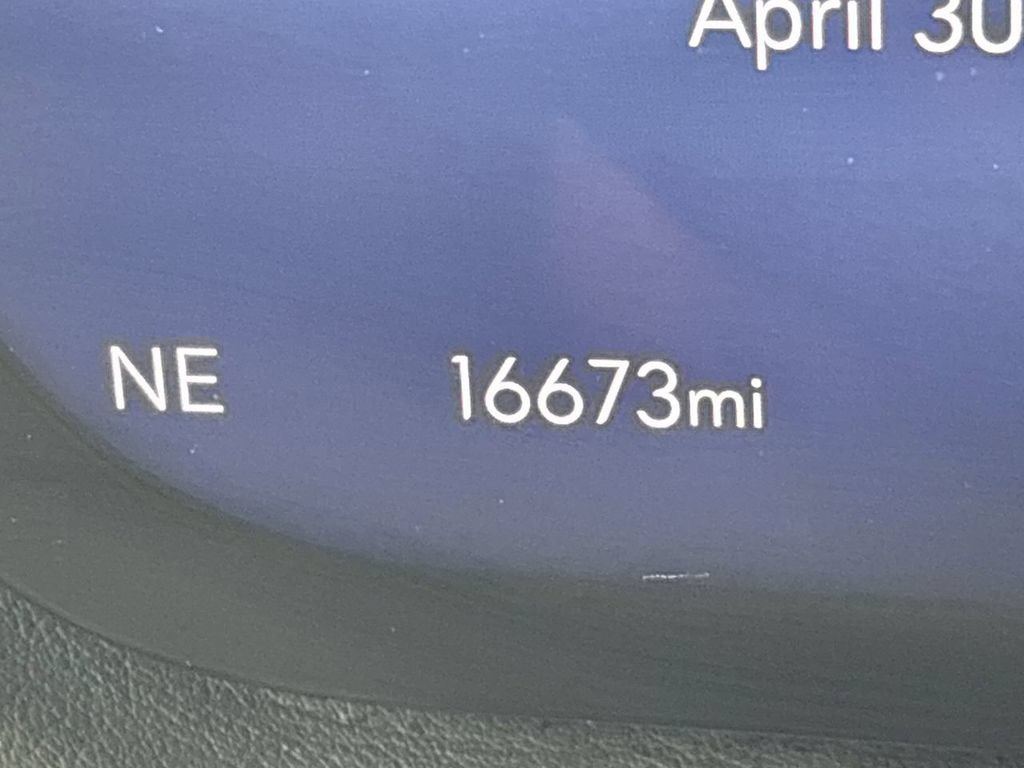 Certified 2025 Buick Enclave Avenir AWD/4WD image 12