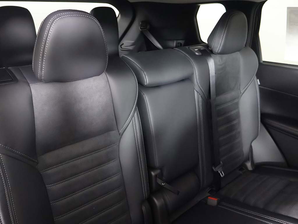 New 2025 Mitsubishi Outlander SE image 38