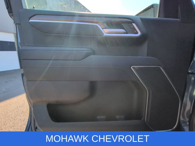 Used 2022 Chevrolet Silverado 1500 RST w/ Z71 Off-Road Package AWD/4WD image 22
