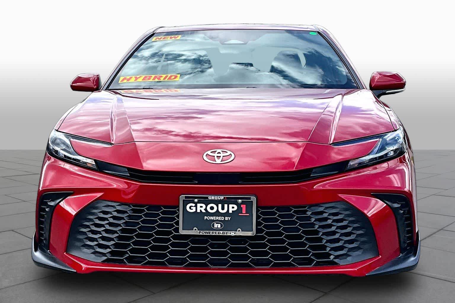 New 2026 Toyota Camry SE FWD image 3
