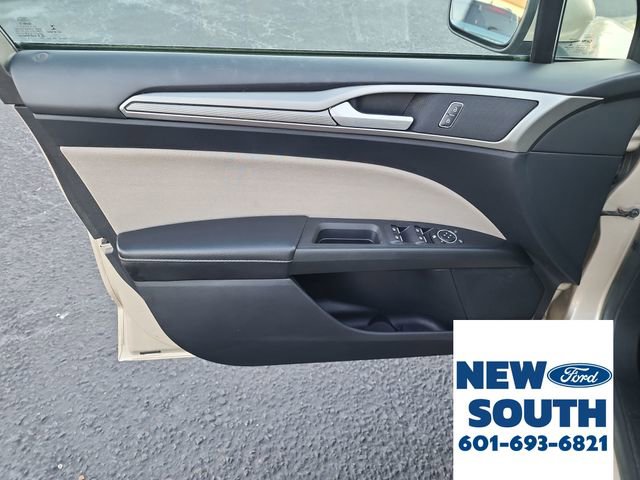 Used 2019 Ford Fusion S image 9