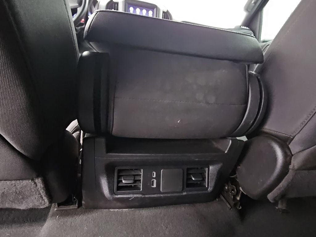 Used 2024 Chevrolet Silverado 2500 Custom w/ Custom Value Package image 26