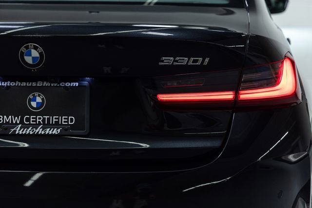 Certified 2024 BMW 330i xDrive Sedan w/ Premium Package image 8