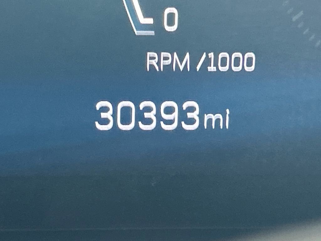 Used 2025 Cadillac XT4 Premium Luxury FWD image 20