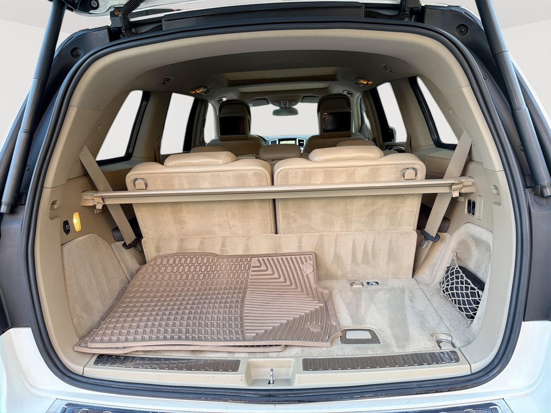 Used 2015 Mercedes-Benz GL 550 4MATIC image 22