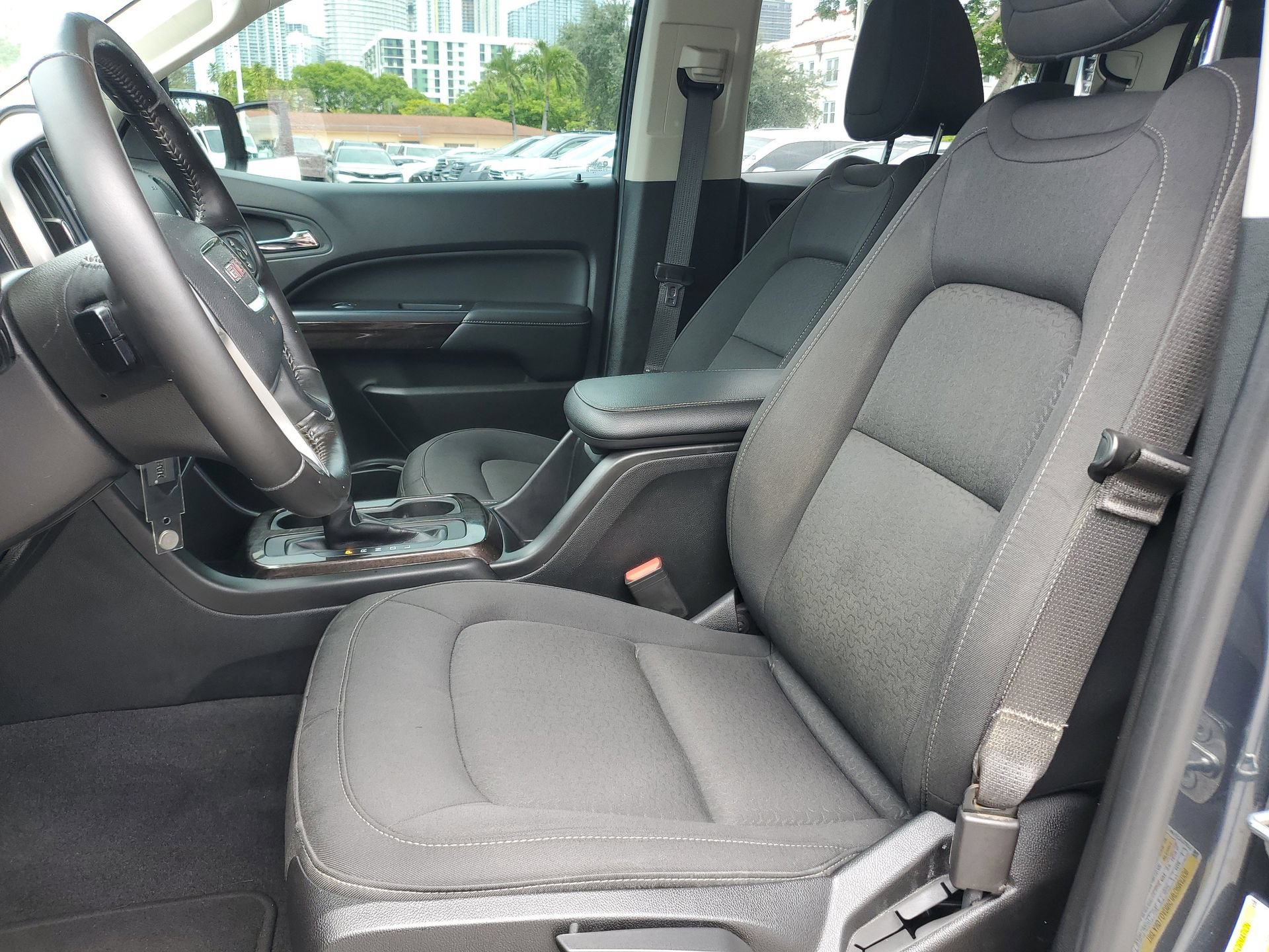 Used 2019 GMC Canyon SLE w/ Elevation Edition RWD image 19