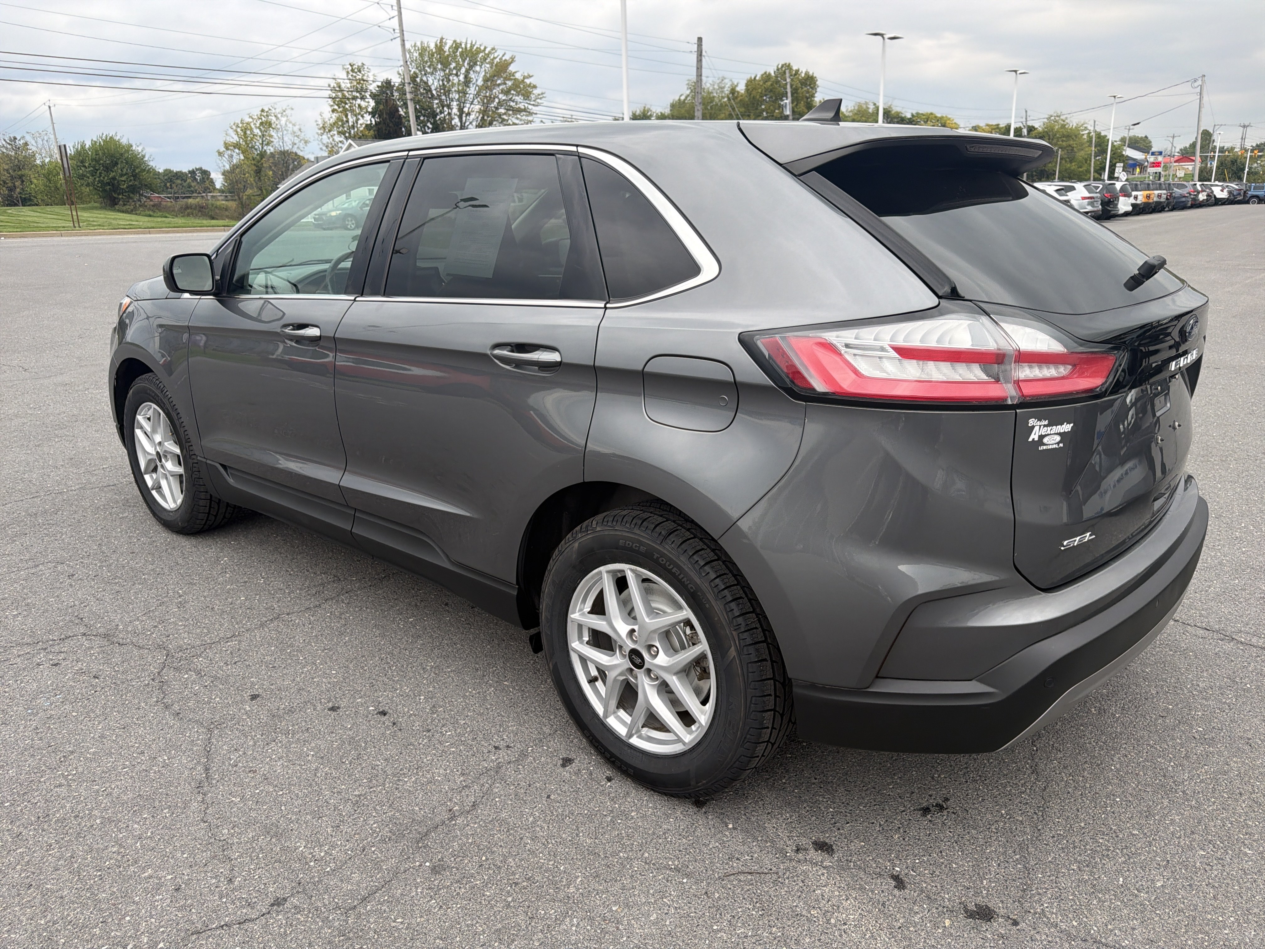Used 2024 Ford Edge SEL AWD/4WD image 6