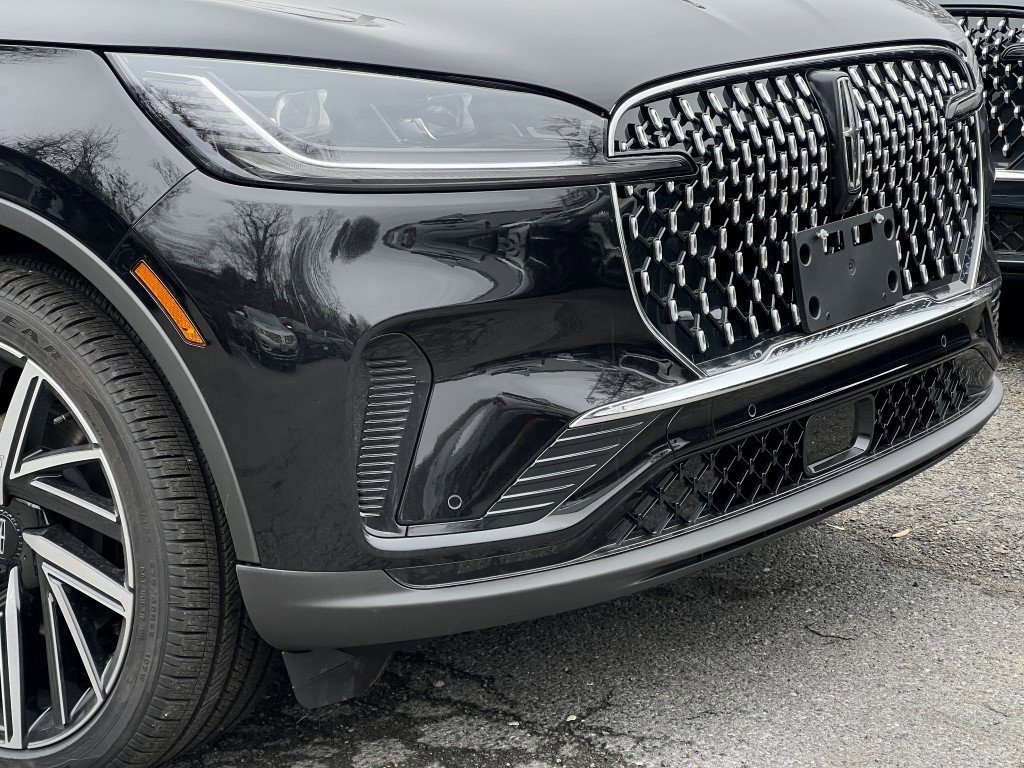 New 2026 Lincoln Aviator Reserve image 2