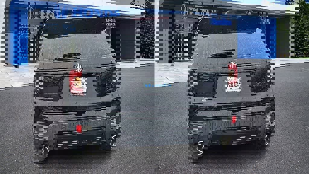 Used 2024 Honda Passport Black Edition image 7