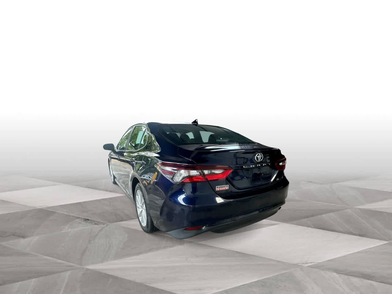 Used 2021 Toyota Camry LE FWD image 6