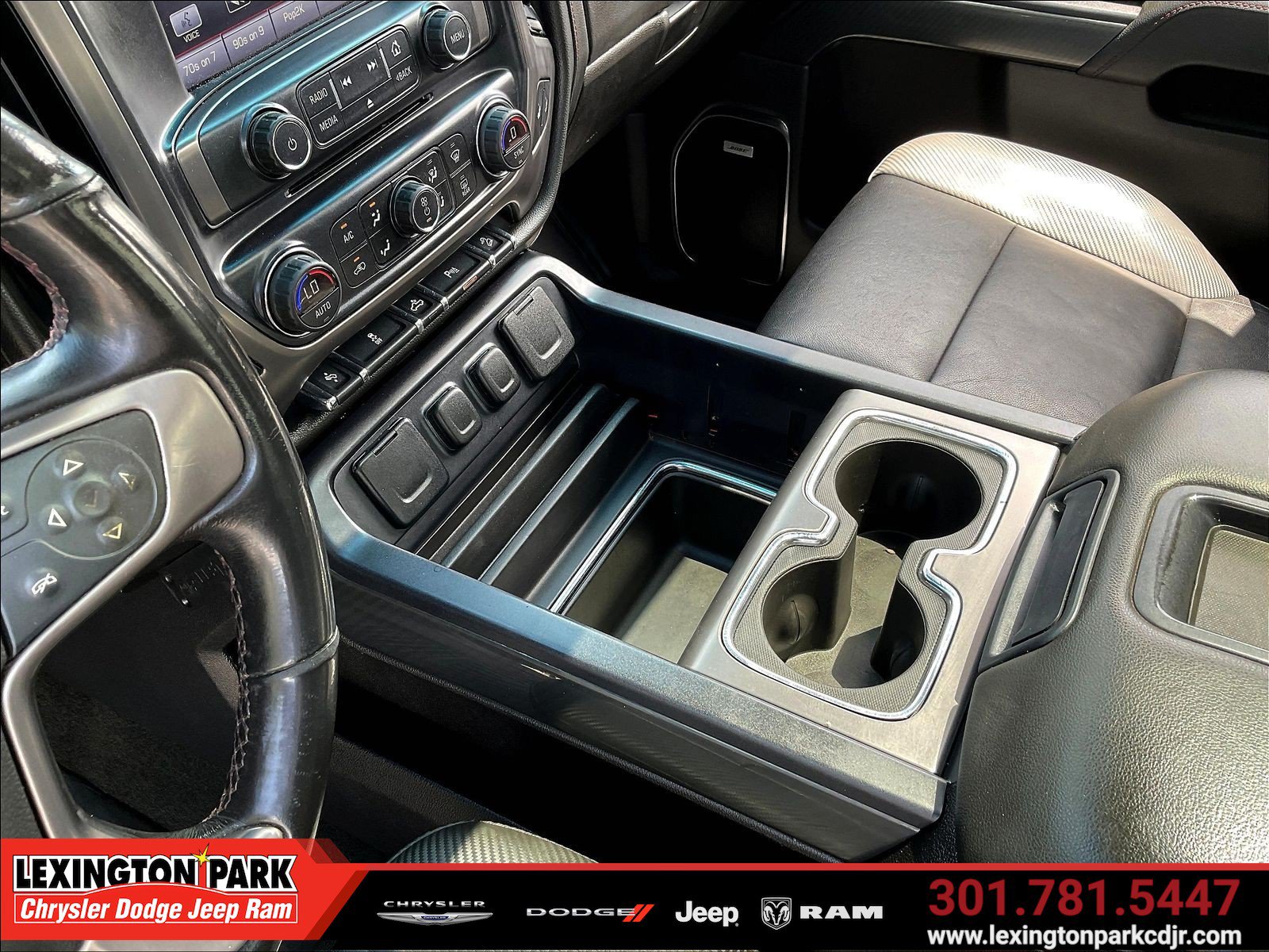 Used 2015 GMC Sierra 1500 SLT w/ All-Terrain Package AWD/4WD image 18
