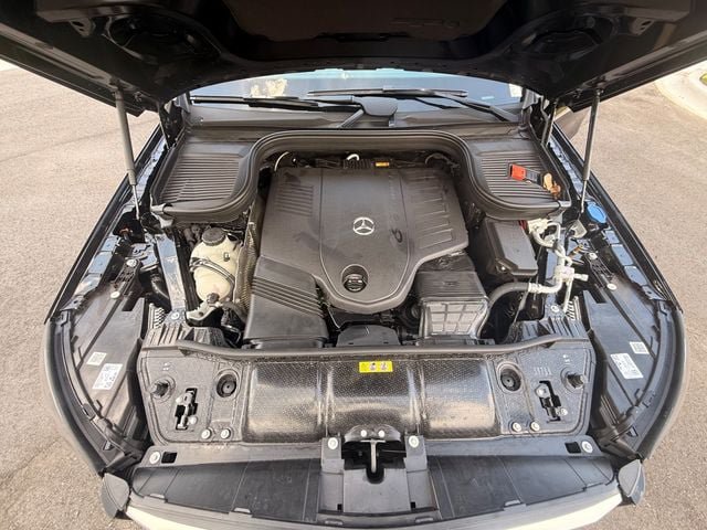 Used 2026 Mercedes-Benz GLS 450 4MATIC image 19
