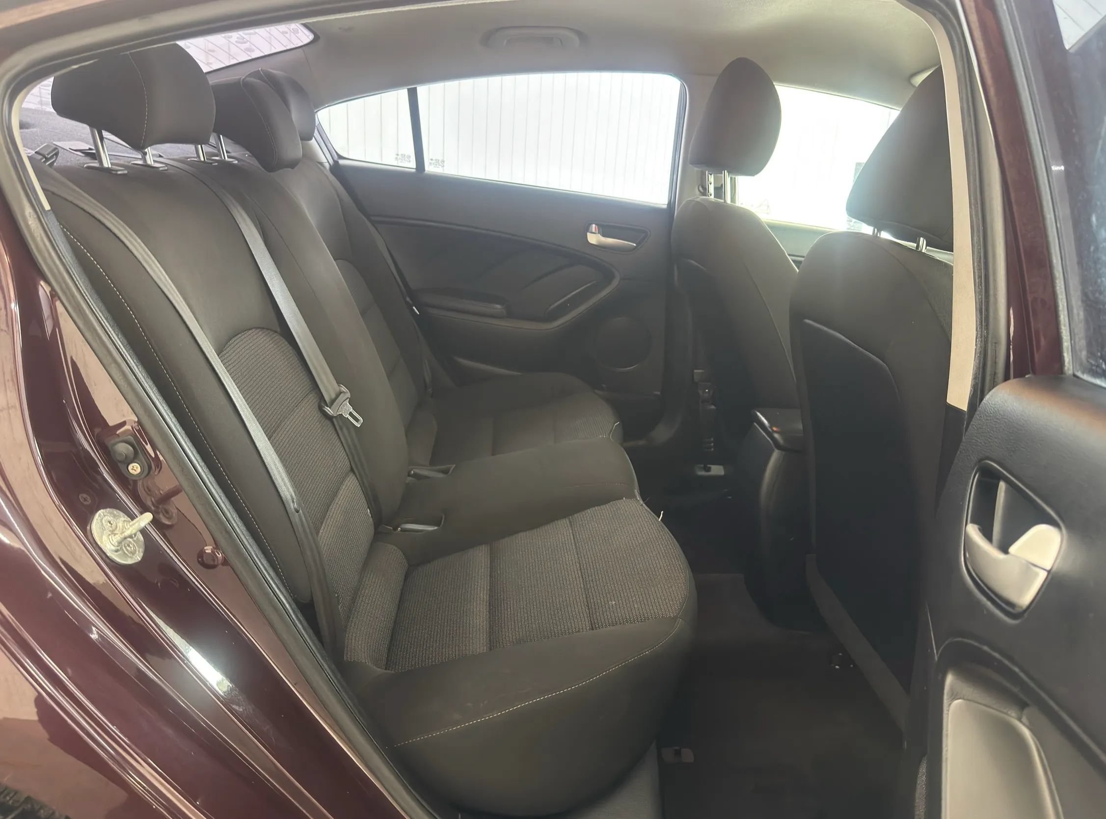 Used 2017 Kia Forte LX FWD image 11