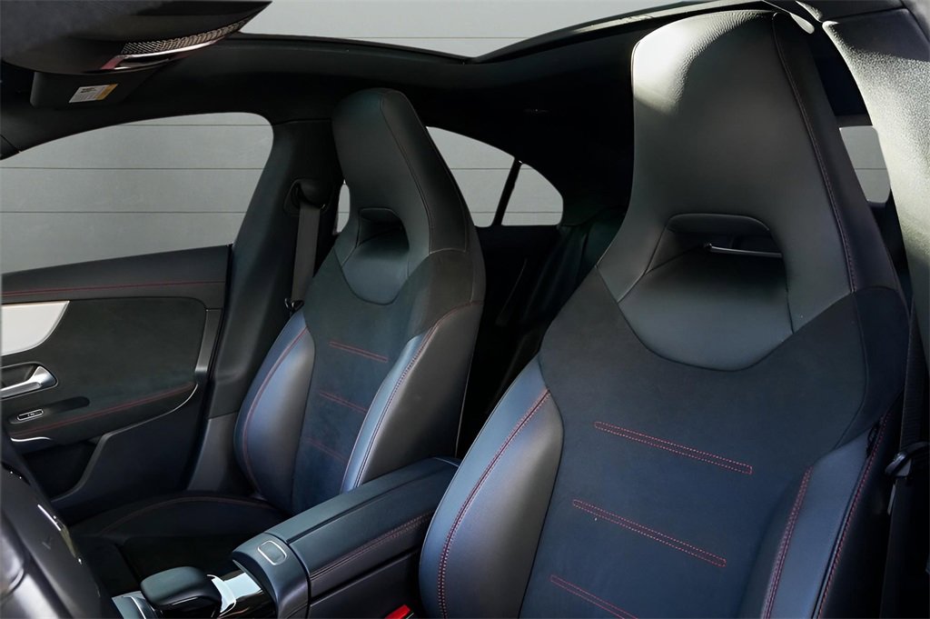 Used 2023 Mercedes-Benz CLA 250 4MATIC image 2