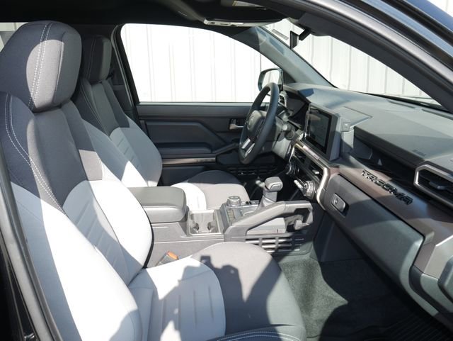 Used 2025 Toyota Tacoma TRD Sport AWD/4WD image 23