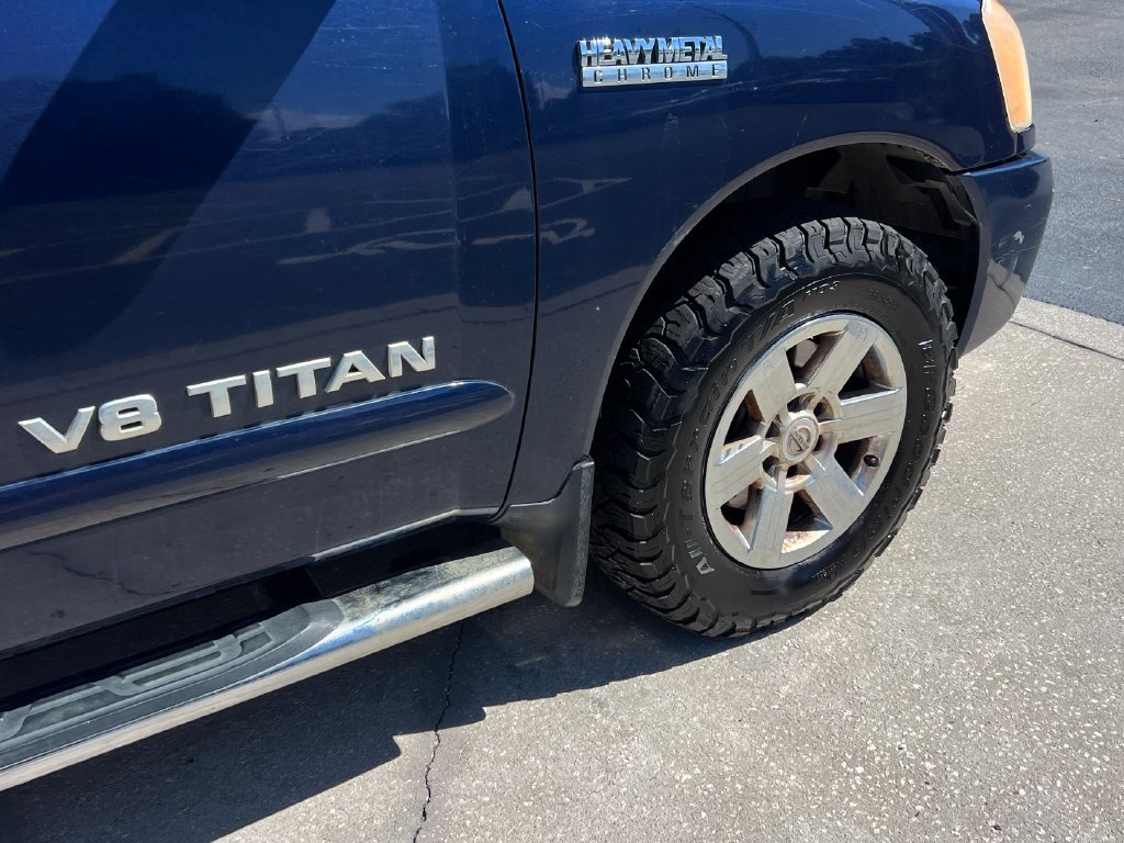 Used 2012 Nissan Titan SV w/ SV Value Truck Pkg AWD/4WD image 15