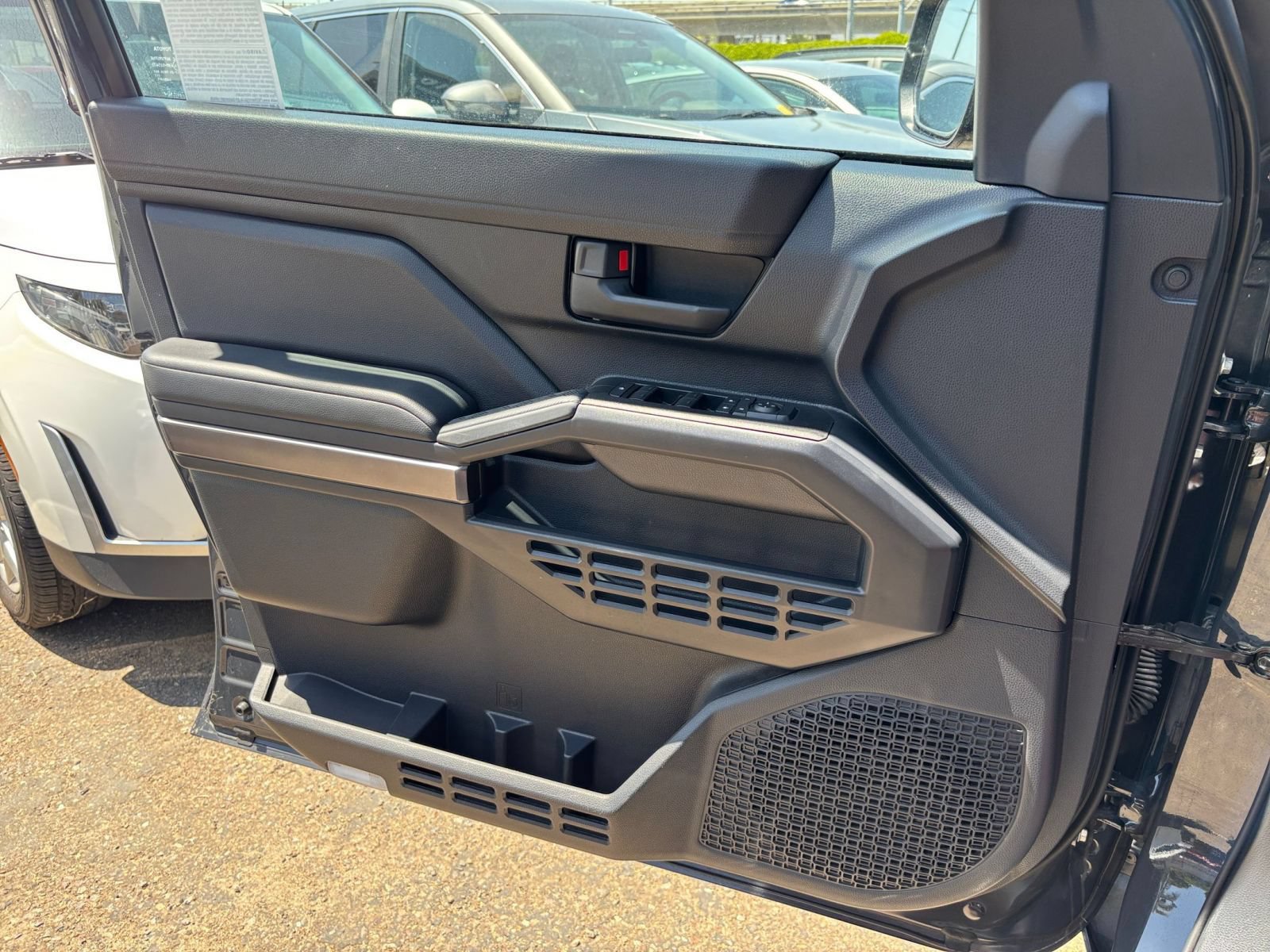 Used 2025 Toyota 4Runner SR5 RWD image 18