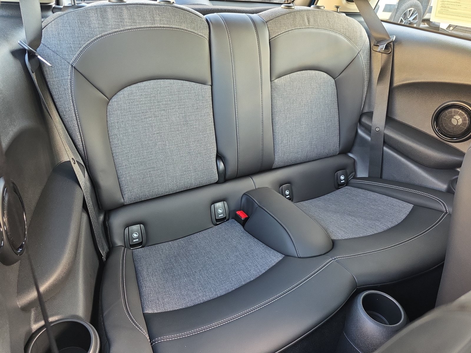 Used 2024 MINI Cooper S FWD image 27