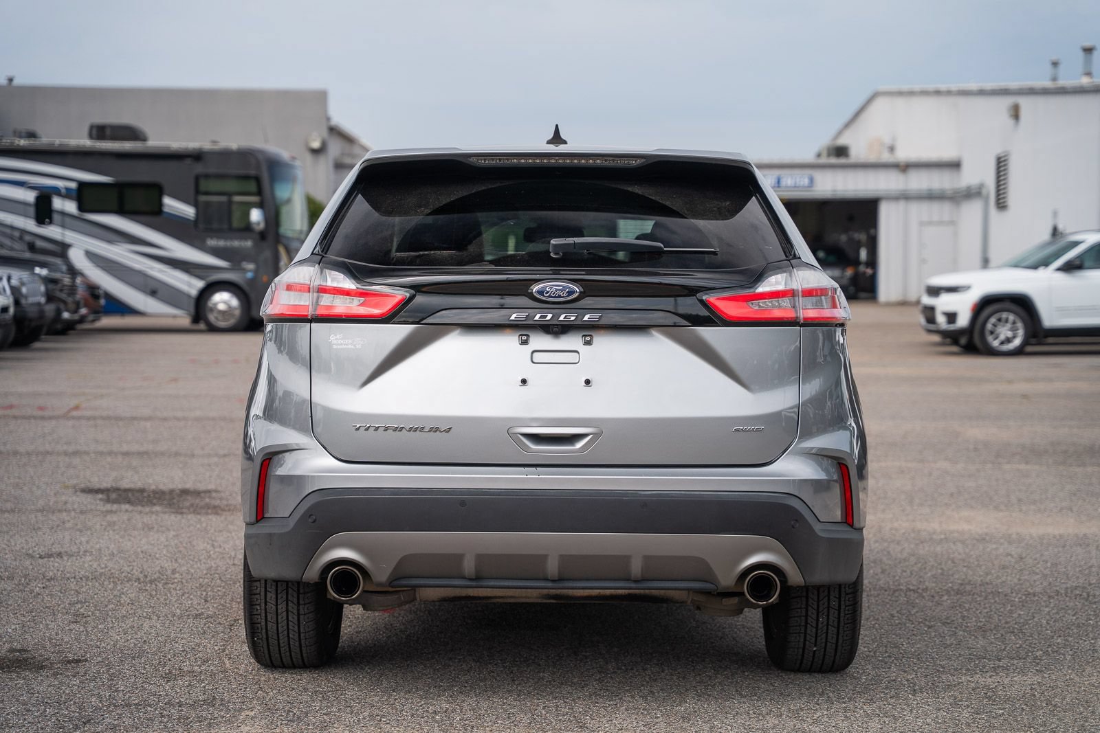 Used 2022 Ford Edge Titanium AWD/4WD image 6