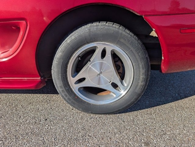 Used 1997 Ford Mustang Convertible image 19
