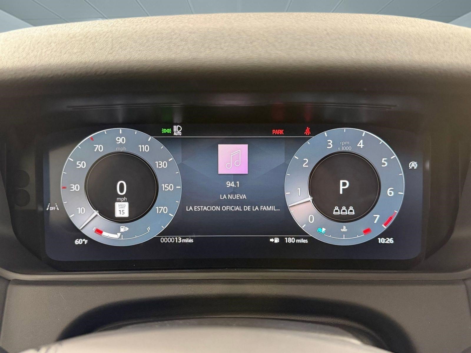Used 2026 Land Rover Range Rover Velar S AWD/4WD image 18