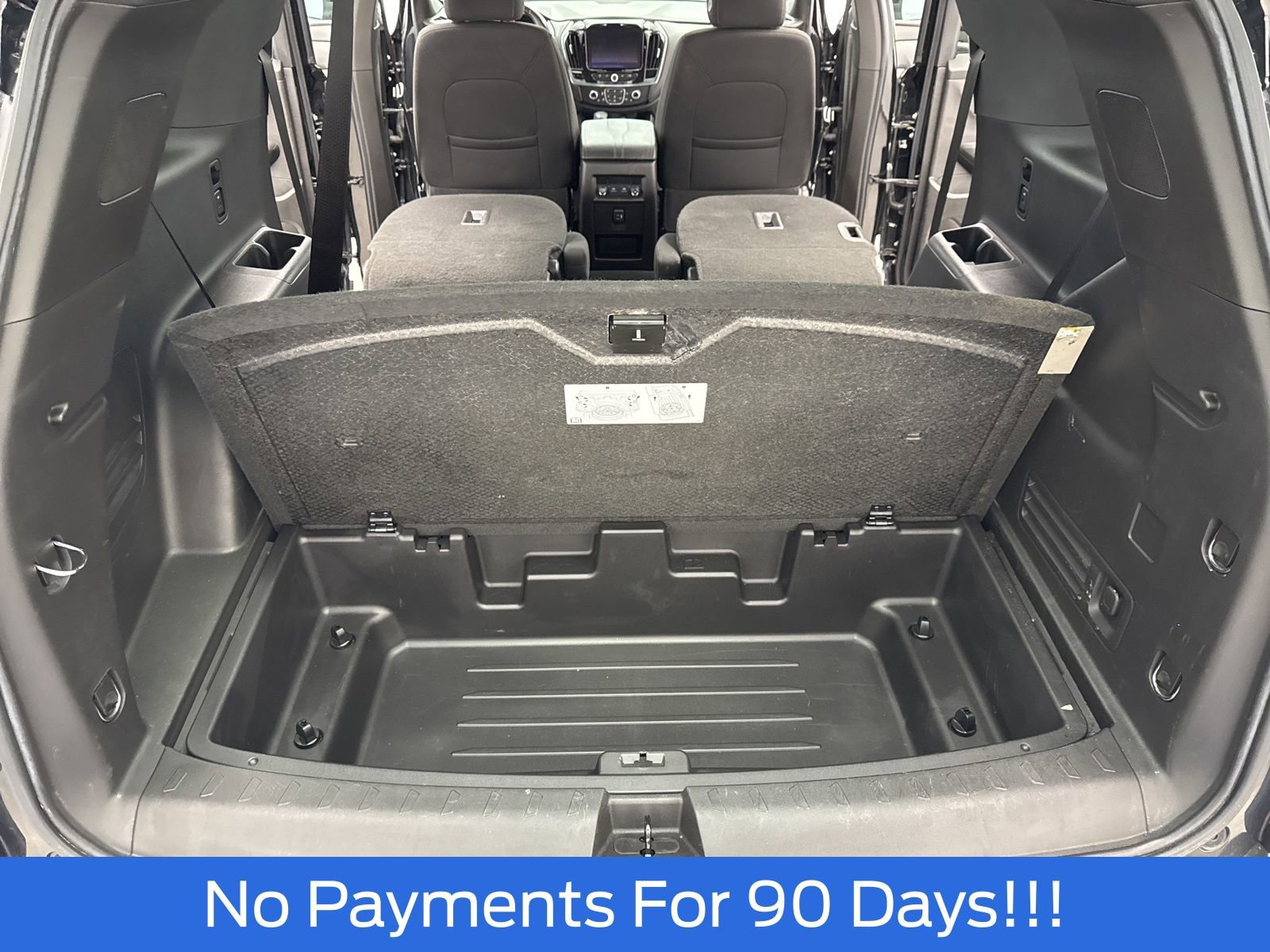 Used 2022 Chevrolet Traverse LT image 40