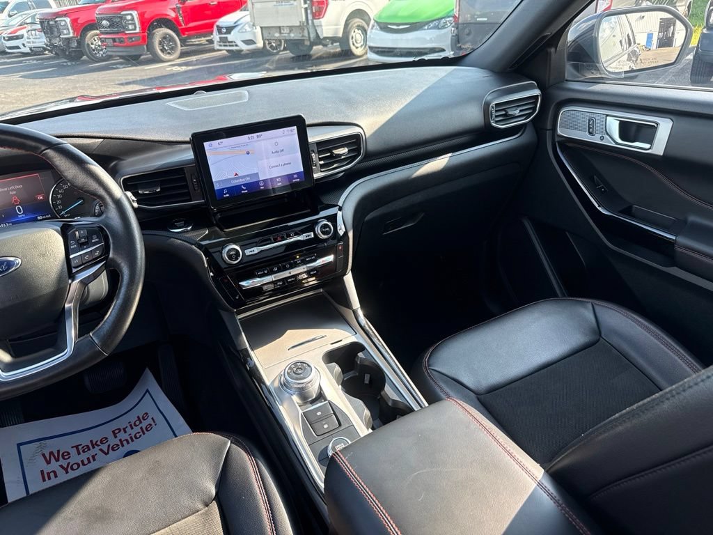 Used 2023 Ford Explorer ST-Line AWD/4WD image 16