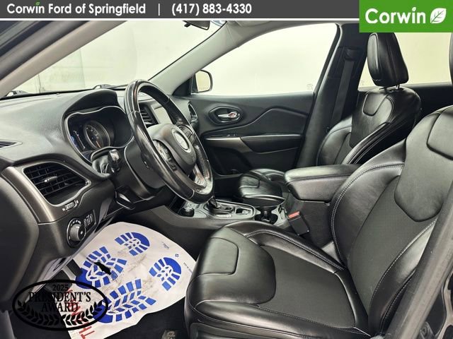 Used 2019 Jeep Cherokee Latitude Plus image 19