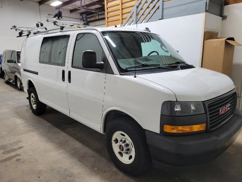 Used 2020 GMC Savana 3500 w/ Driver Convenience Package RWD image 22