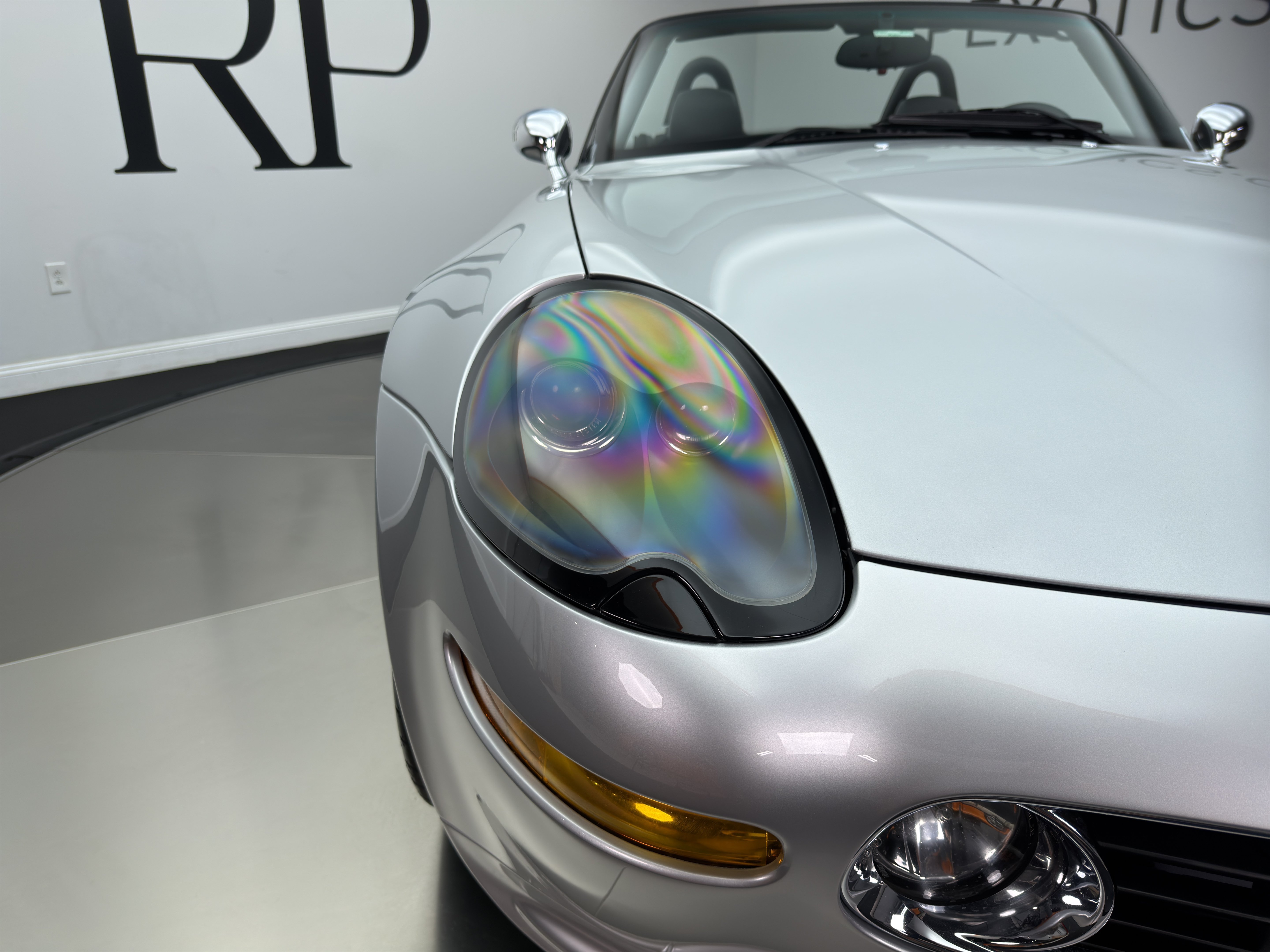 Used 2000 BMW Z8 RWD image 18