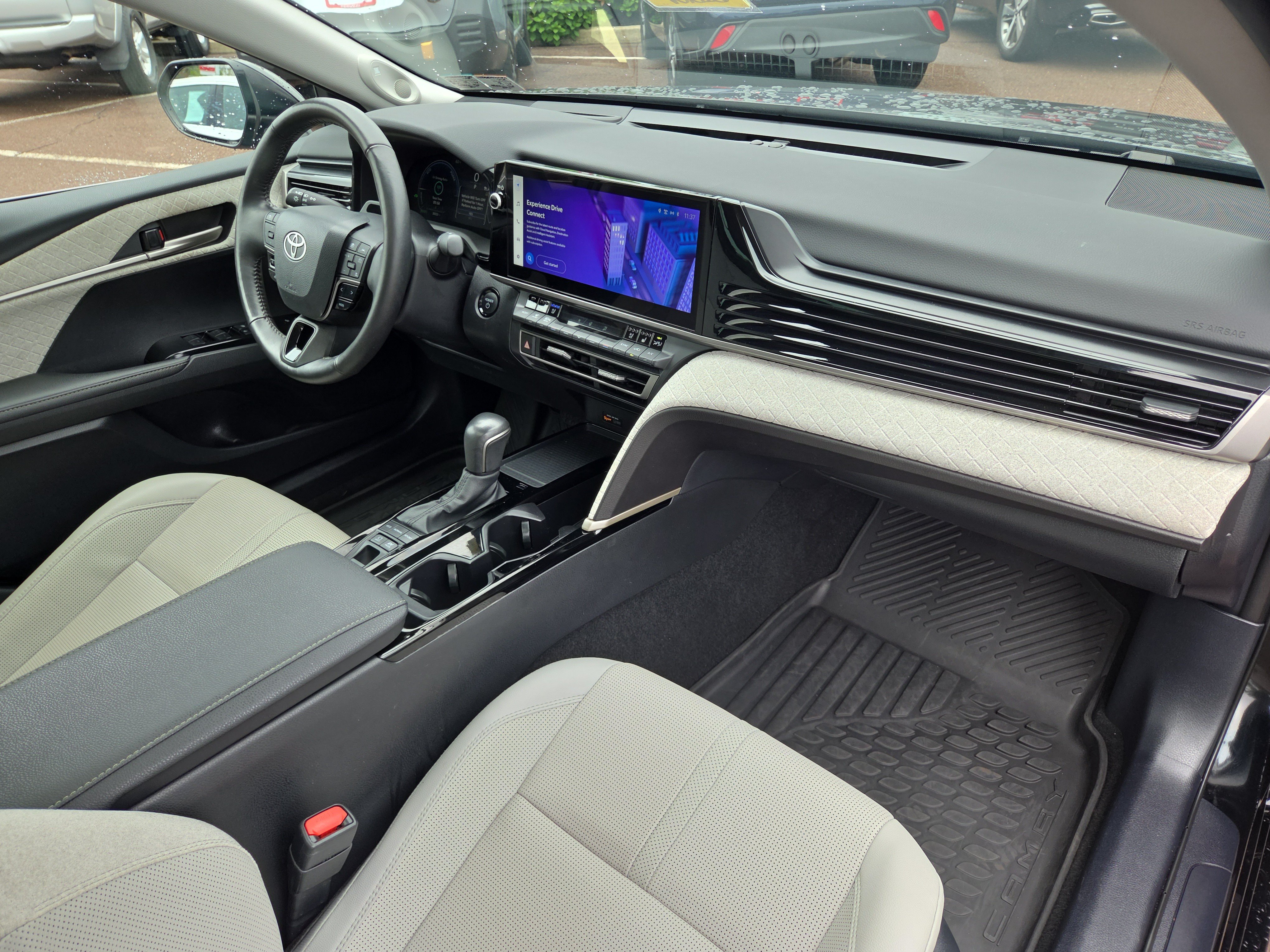 Certified 2025 Toyota Camry XLE w/ Premium Plus Package AWD/4WD image 18