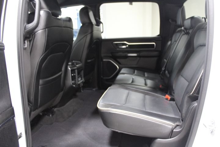 Used 2024 RAM 1500 Laramie AWD/4WD image 21